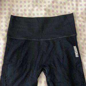 Black Gymshark leggings
